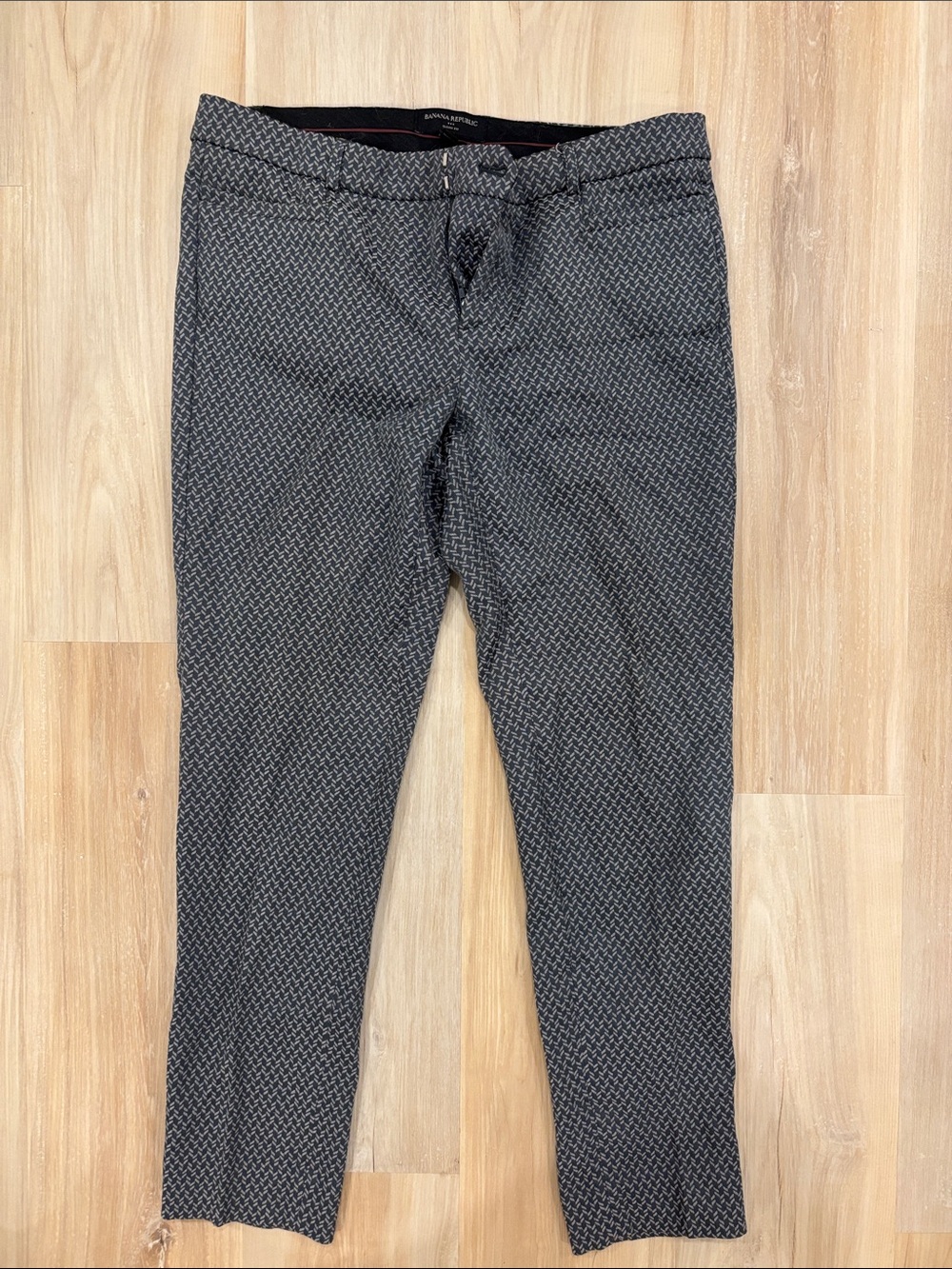 Banana Republic Sloan fit Patterned Gray Dress Pants